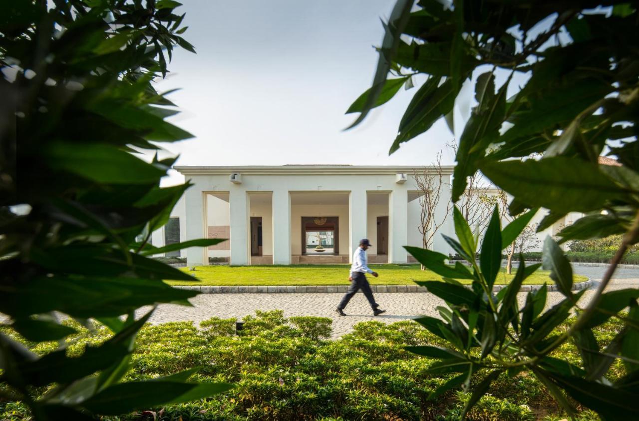 Marasa Sarovar Premiere, Bodhgaya Exterior foto